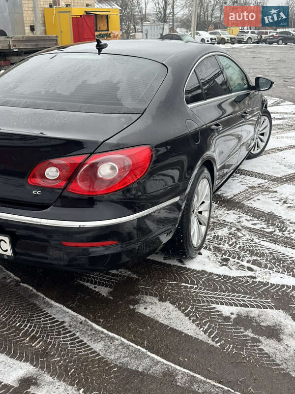 Купе Volkswagen CC / Passat CC 2011 в Сумах