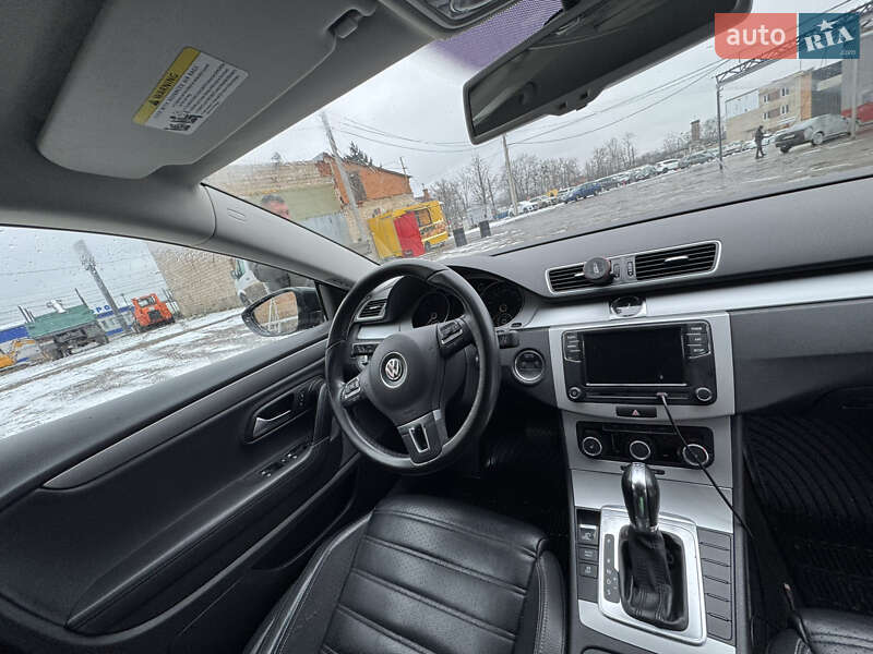 Купе Volkswagen CC / Passat CC 2011 в Сумах