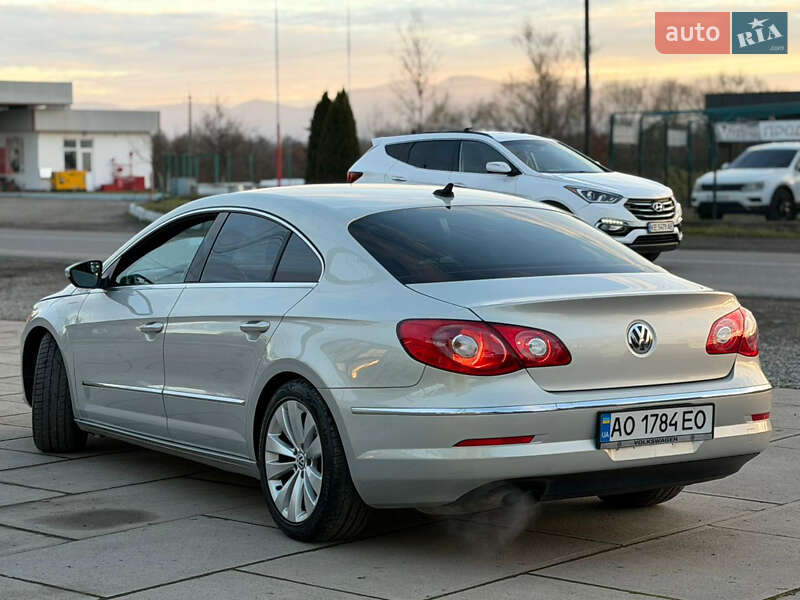 Купе Volkswagen CC / Passat CC 2011 в Хусте