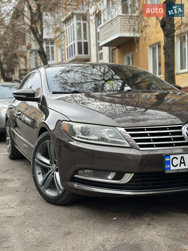 Купе Volkswagen CC / Passat CC 2012 в Чернигове