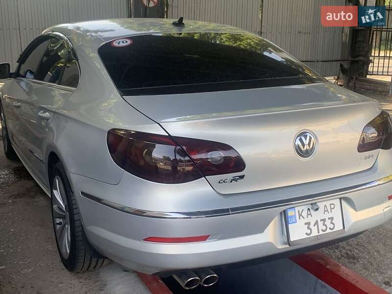 Купе Volkswagen CC / Passat CC 2010 в Софиевской Борщаговке