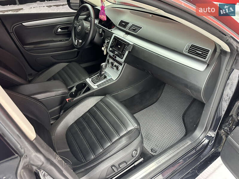 Купе Volkswagen CC / Passat CC 2012 в Києві фото 24 Купе Volkswagen CC / Passat CC 2012 в Києві
