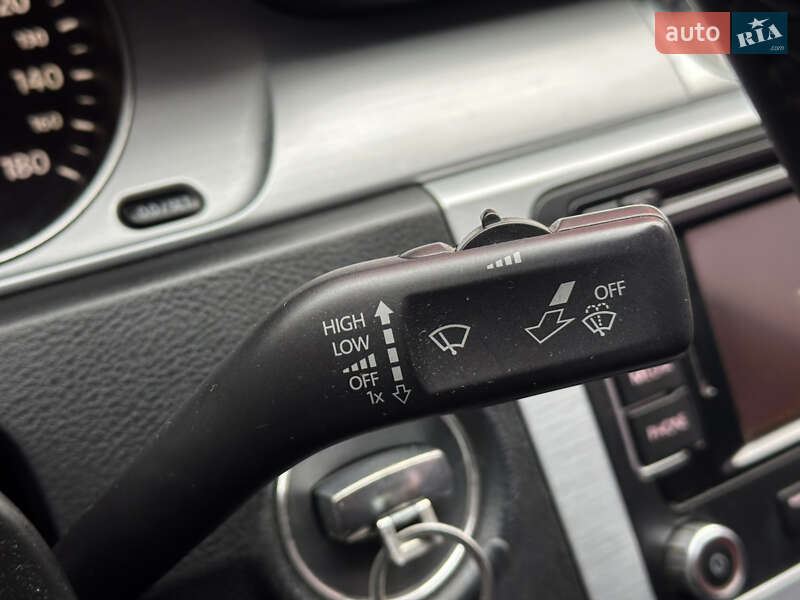 Купе Volkswagen CC / Passat CC 2012 в Києві фото 35 Купе Volkswagen CC / Passat CC 2012 в Києві