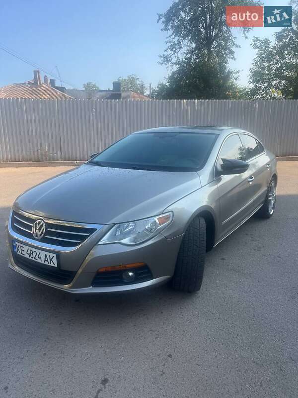 Купе Volkswagen CC / Passat CC 2010 в Кривому Розі