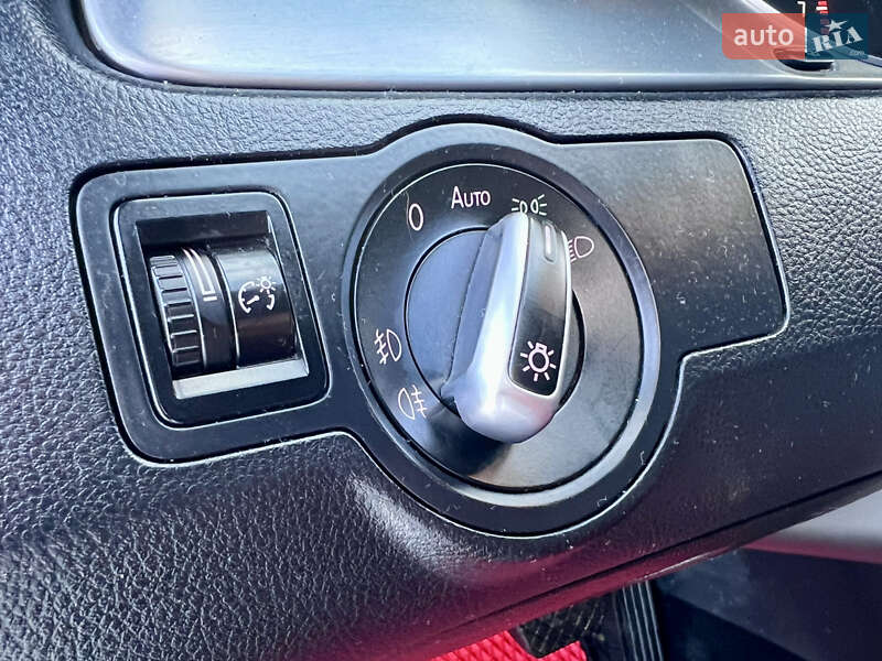 Купе Volkswagen CC / Passat CC 2012 в Тернополі