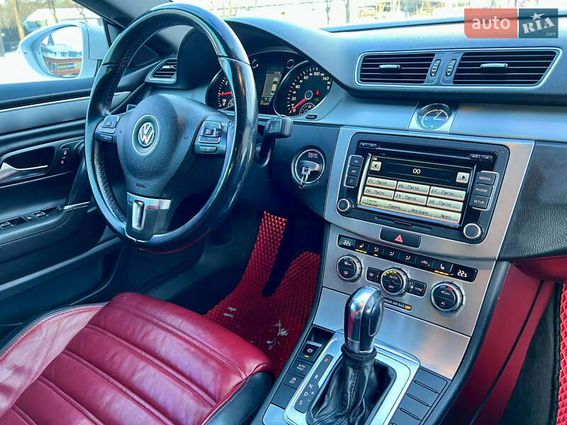 Купе Volkswagen CC / Passat CC 2012 в Тернополі