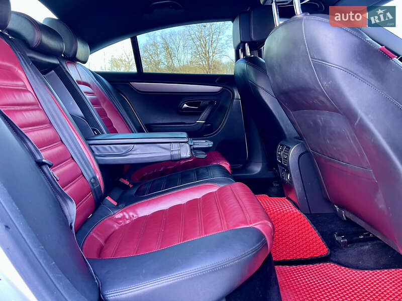 Купе Volkswagen CC / Passat CC 2012 в Тернополі