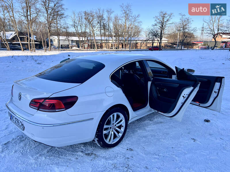 Купе Volkswagen CC / Passat CC 2012 в Тернополі