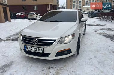 Купе Volkswagen CC / Passat CC 2009 в Києві