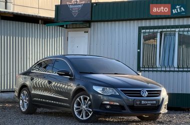 Купе Volkswagen CC / Passat CC 2010 в Виннице