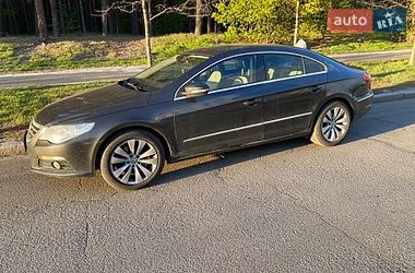 Купе Volkswagen CC / Passat CC 2009 в Киеве