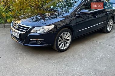 Купе Volkswagen CC / Passat CC 2011 в Киеве