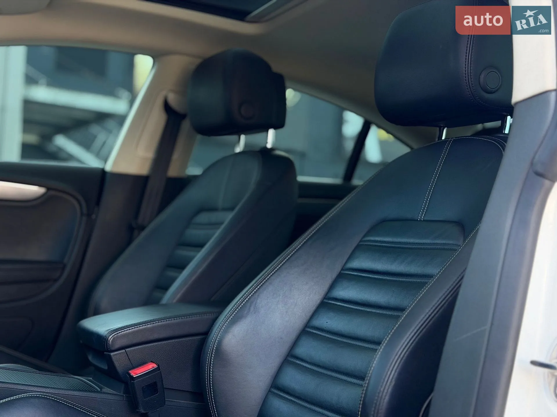2014 Volkswagen Passat CC - мініатюра 23