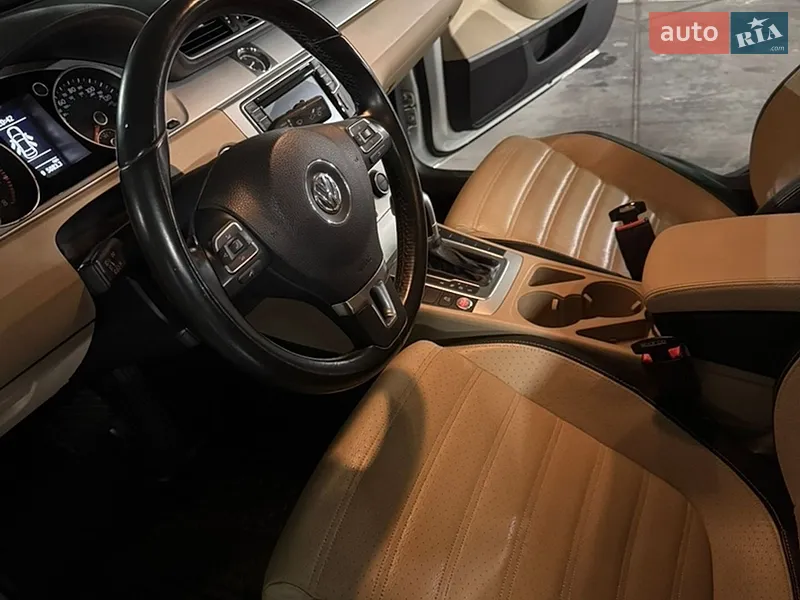 Volkswagen CC / Passat CC 2016 VIN WVWBN7AN2GE516905 фото оголошення 12 з 63
