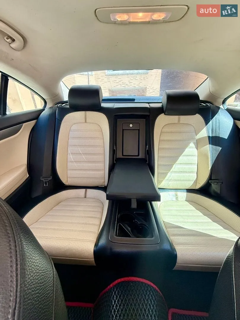 2010 Volkswagen Passat CC - мініатюра 12