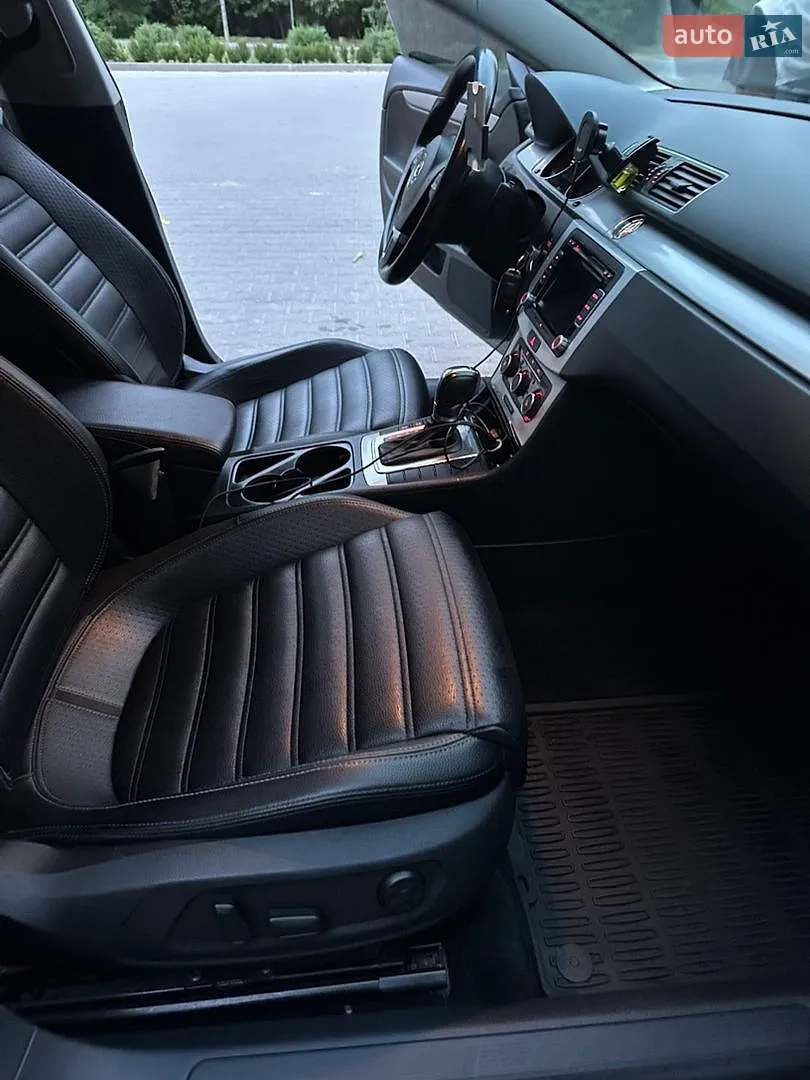 2011 Volkswagen Passat CC - мініатюра 19