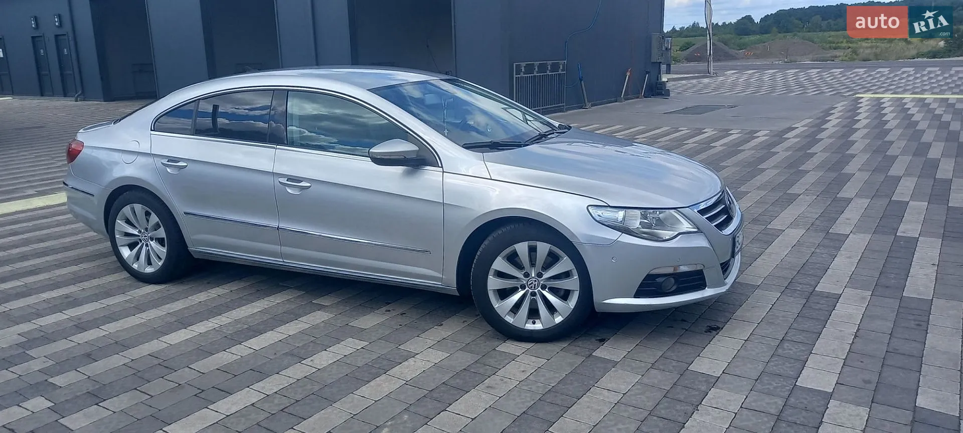 2010 Volkswagen Passat CC - мініатюра 2