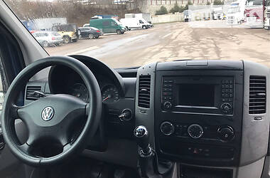 Вантажопасажирський фургон Volkswagen Crafter 2015 в 