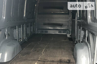 Вантажний фургон Volkswagen Crafter 2016 в Вінниці
