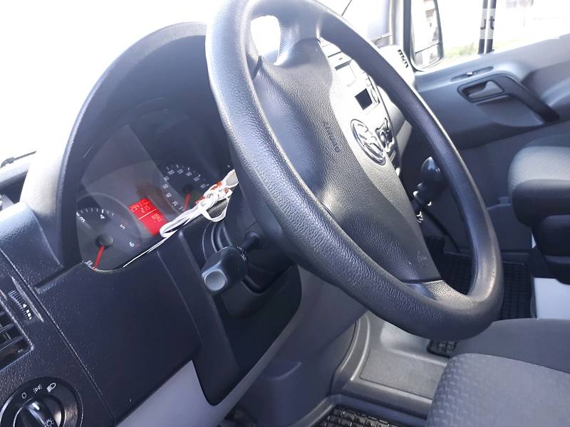 Вантажопасажирський фургон Volkswagen Crafter 2014 в Костопілі