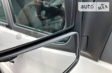 Вантажопасажирський фургон Volkswagen Crafter 2014 в 