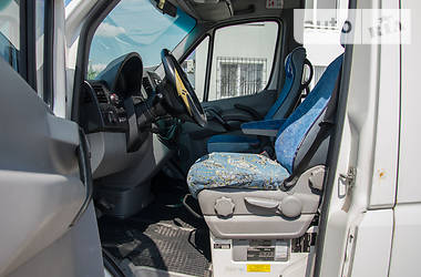 Микроавтобус Volkswagen Crafter 2011 в Киеве