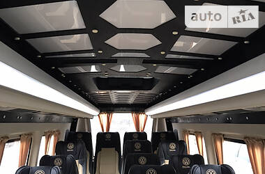 Туристический / Междугородний автобус Volkswagen Crafter 2012 в Черновцах