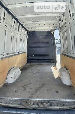 Грузовой фургон Volkswagen Crafter 2012 в Львове