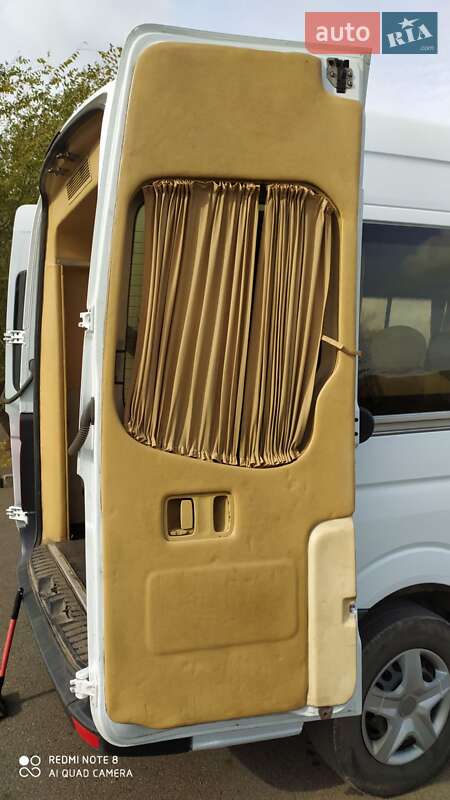 Микроавтобус Volkswagen Crafter 2010 в Кривом Роге