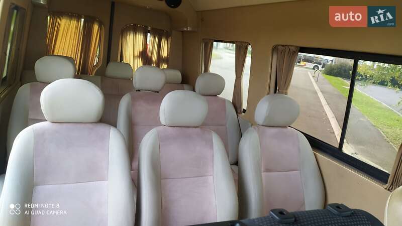 Микроавтобус Volkswagen Crafter 2010 в Кривом Роге