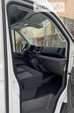 Грузовой фургон Volkswagen Crafter 2022 в 