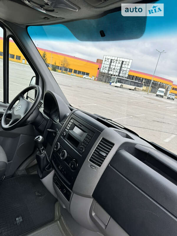 Інші вантажівки Volkswagen Crafter 2015 в Чернівцях