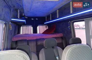 Микроавтобус Volkswagen Crafter 2006 в 