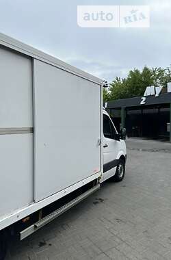 Вантажний фургон Volkswagen Crafter 2014 в Запоріжжі
