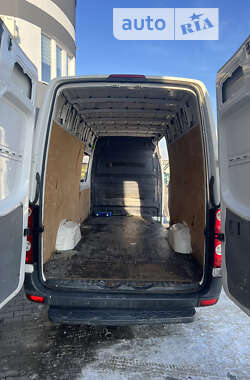 Грузовой фургон Volkswagen Crafter 2012 в Львове