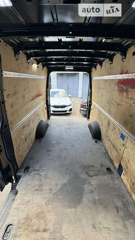 Грузовой фургон Volkswagen Crafter 2018 в Киеве