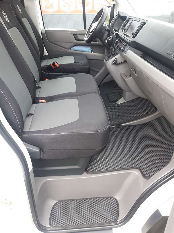 Грузопассажирский фургон Volkswagen Crafter 2018 в Киеве