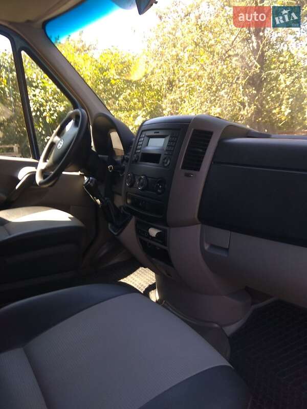 Микроавтобус Volkswagen Crafter 2014 в Жовтанцах