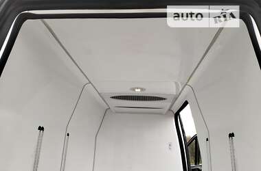 Рефрижератор Volkswagen Crafter 2014 в Ровно