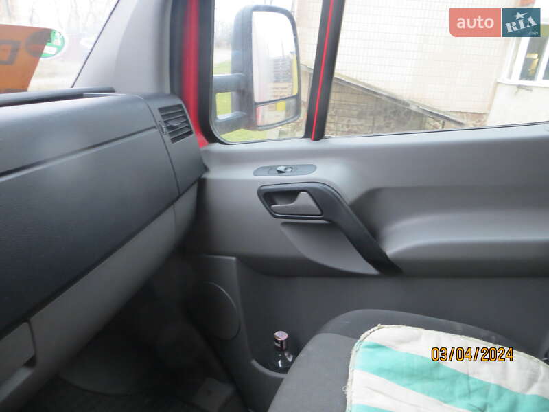 Вантажний фургон Volkswagen Crafter 2016 в Чорткові