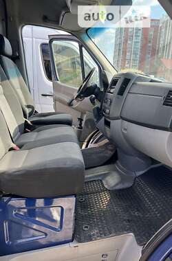 Грузовой фургон Volkswagen Crafter 2011 в Шептицькому
