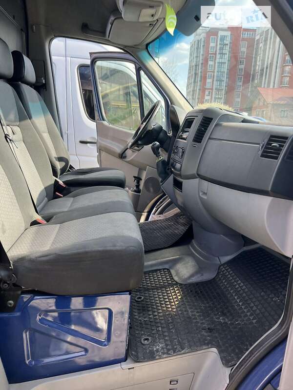 Volkswagen Crafter 2011
