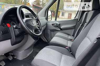 Вантажний фургон Volkswagen Crafter 2013 в Жовтих Водах