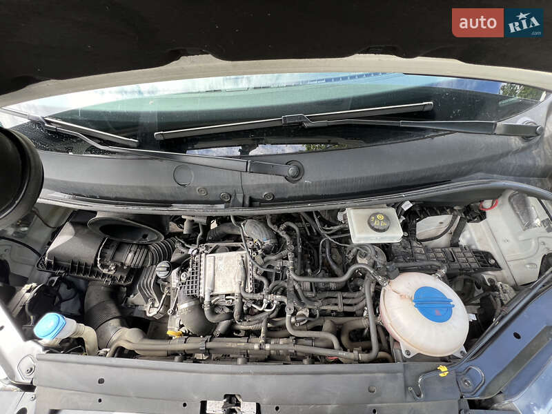 Микроавтобус Volkswagen Crafter 2020 в Киеве