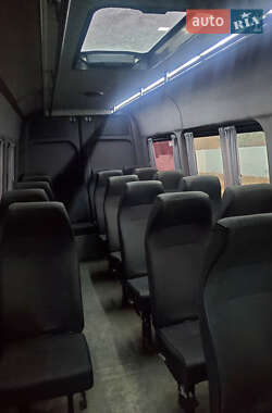 Микроавтобус Volkswagen Crafter 2013 в 