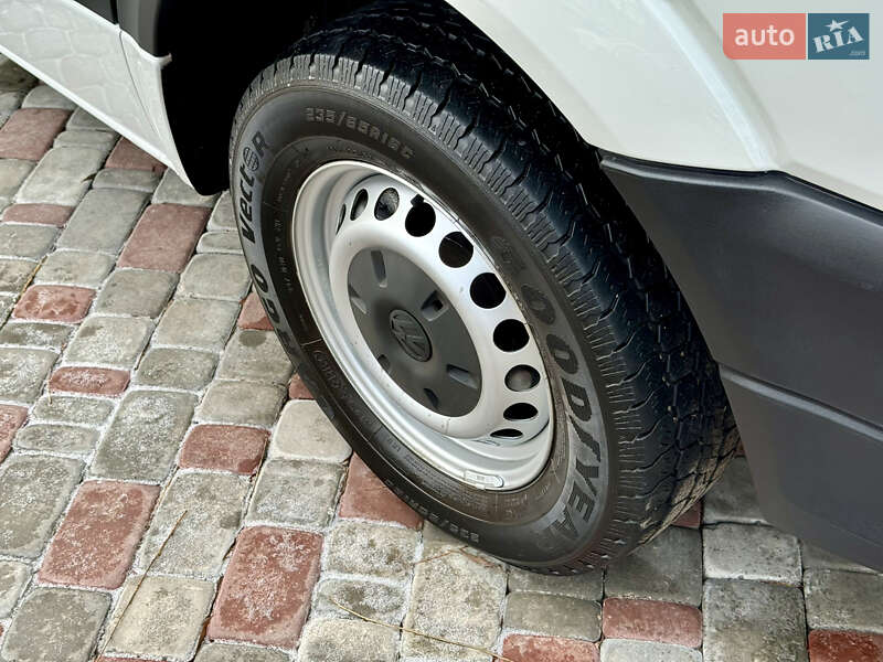 Грузопассажирский фургон Volkswagen Crafter 2016 в Виннице