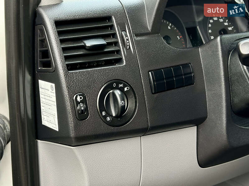 Грузопассажирский фургон Volkswagen Crafter 2016 в Виннице