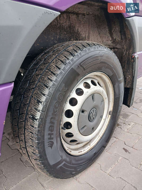 Пригородный автобус Volkswagen Crafter 2012 в Киеве