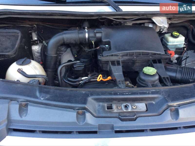 Туристический / Междугородний автобус Volkswagen Crafter 2010 в Виннице