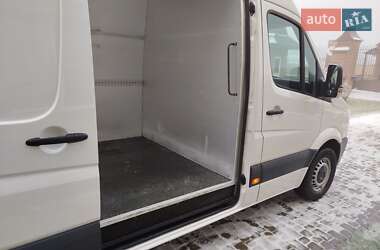 Вантажний фургон Volkswagen Crafter 2016 в Почаєві